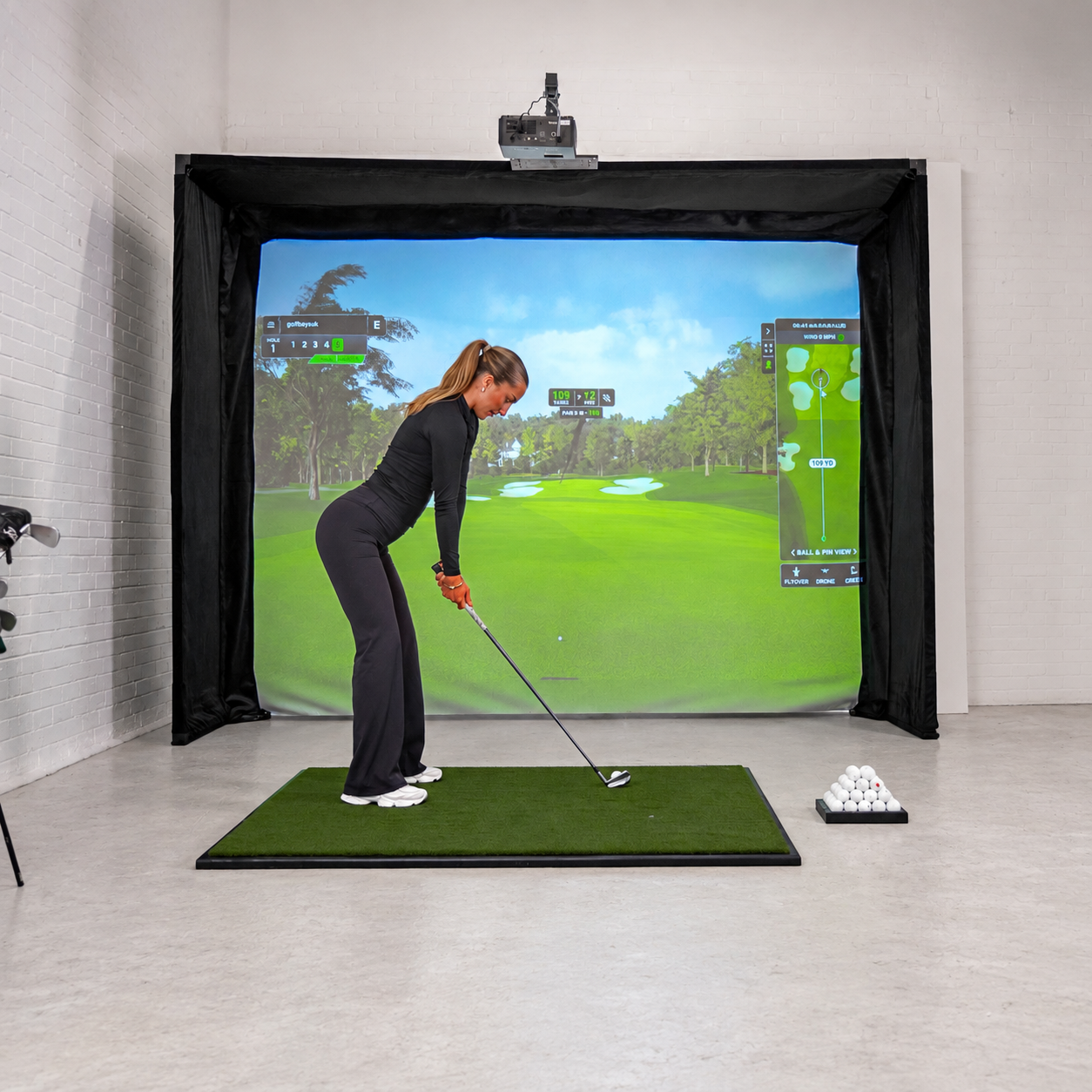 GolfBays Lux höggskýli fyrir golfhermi
