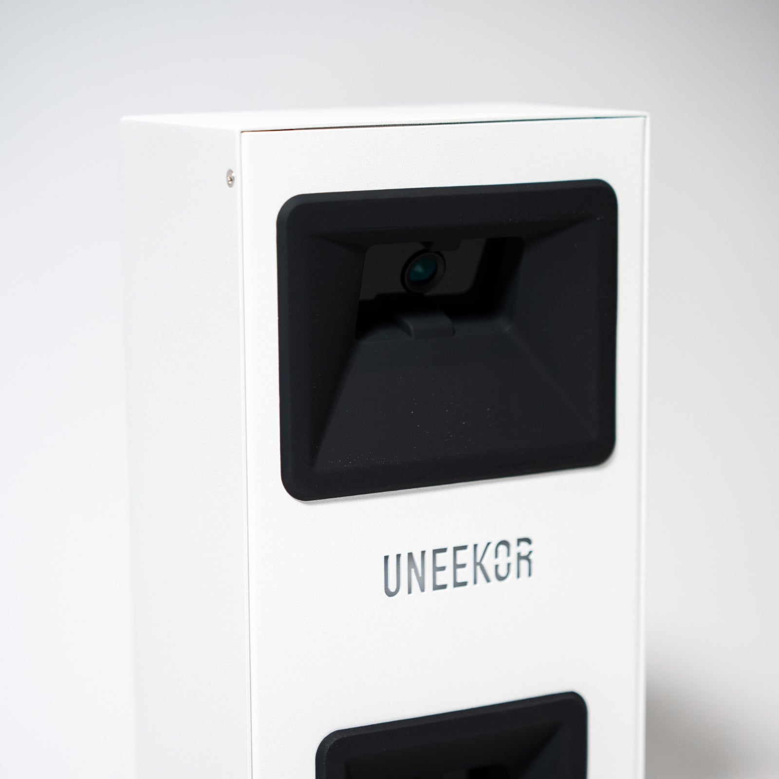 Uneekor Eye Mini Kjarni